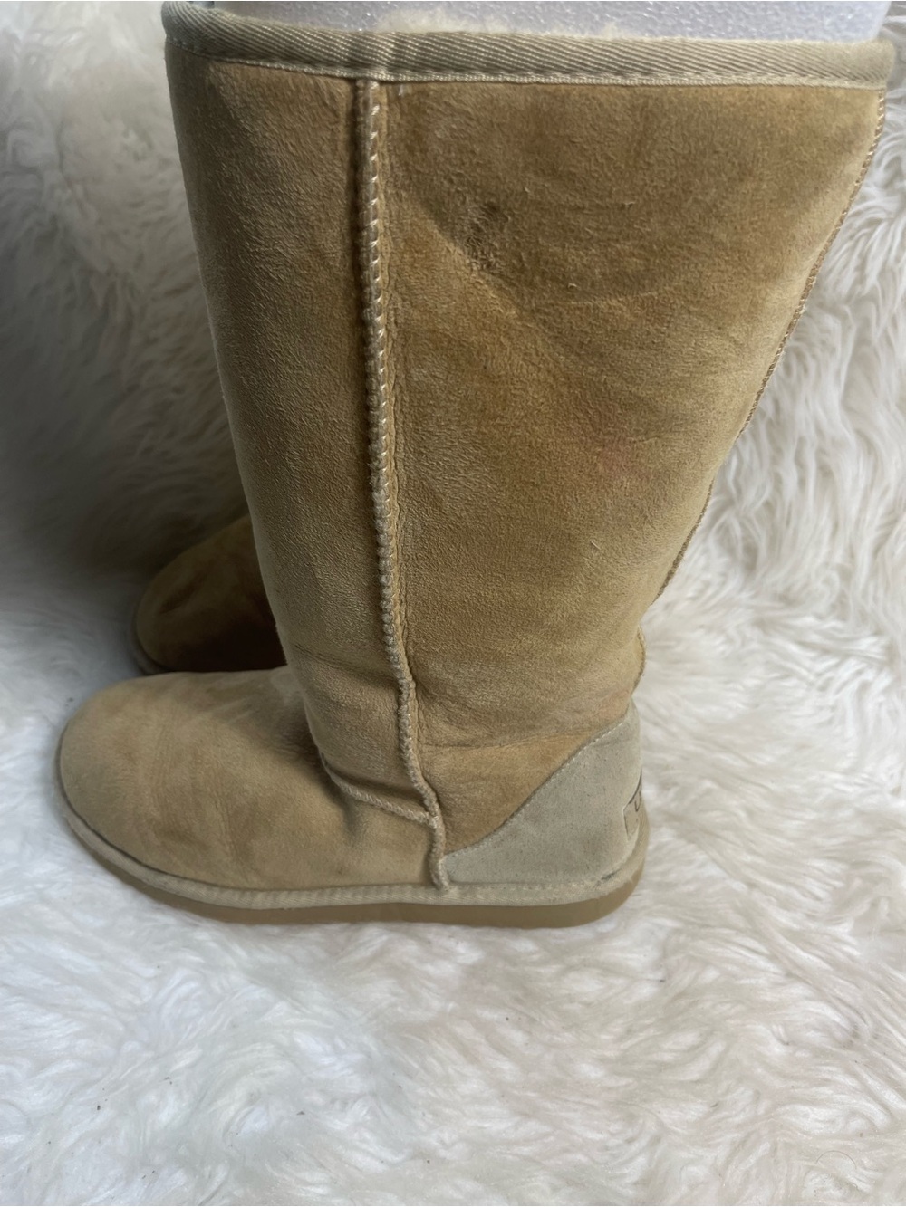 UGG Classic Tall soft Suede sand women’s slip on Boots SZ8 sheepskin lining.